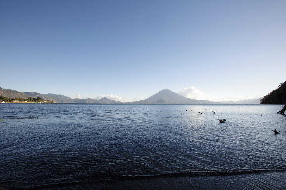 LAKE ATITLAN, GUATEMALA-ENGAGEMENT PHOTOS-ANDREA+FERNANDO-16