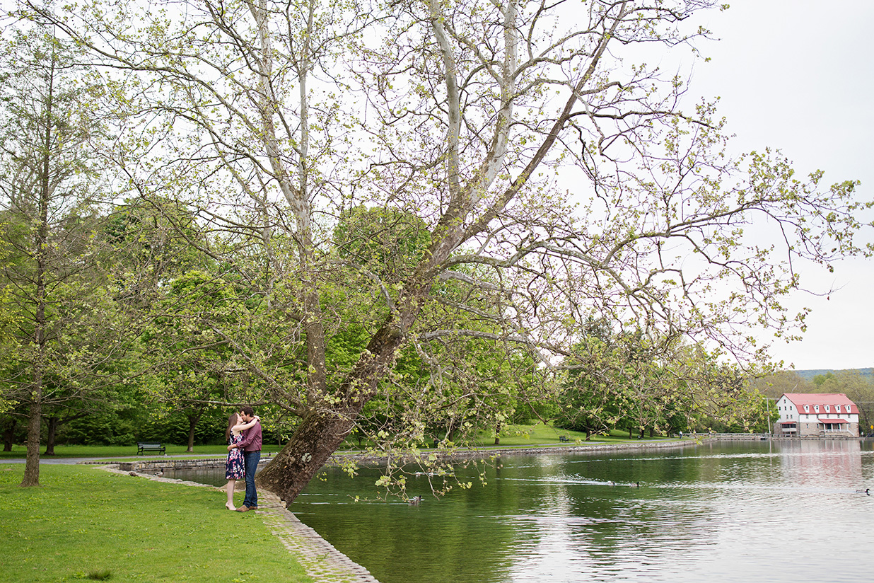 BOILING SPRINGS, PA-ENGAGEMENT PHOTO SESSION-02