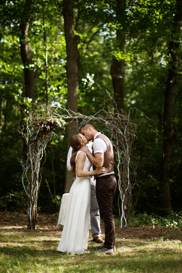 central-pennsylvania-backyard-wedding-emilydaniel-040