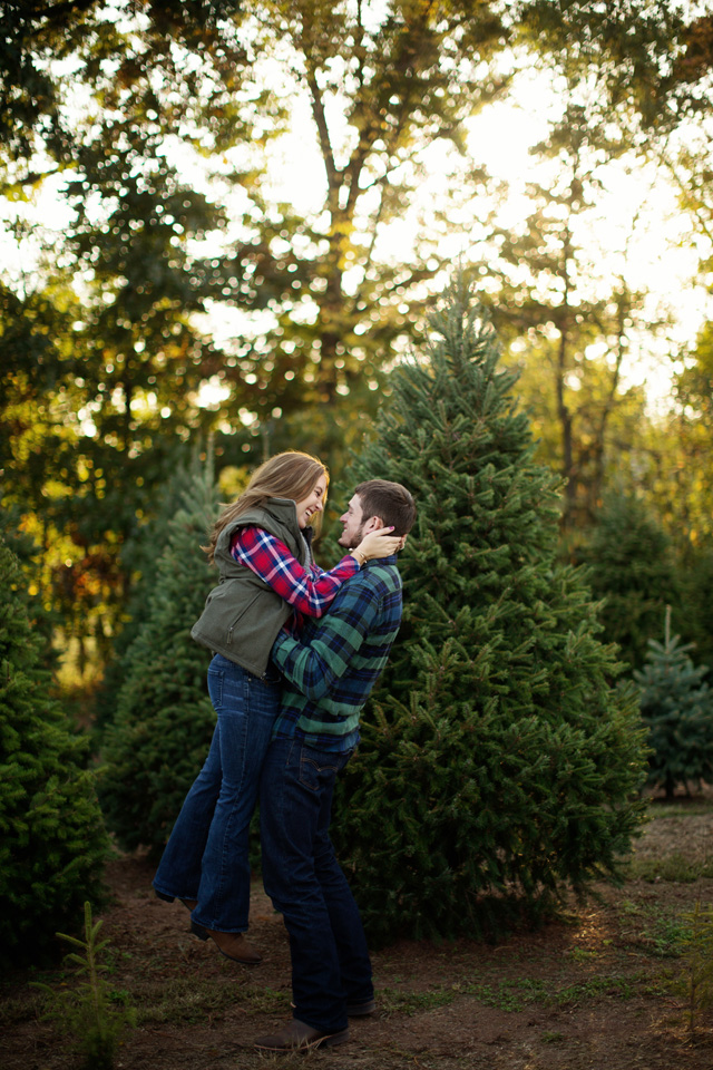 christmas-tree-farm-engagement-photos-jonestown-pa-rachelmatt-11