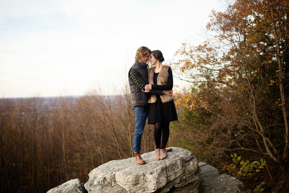 hawk-mountain-engagement-photos-19