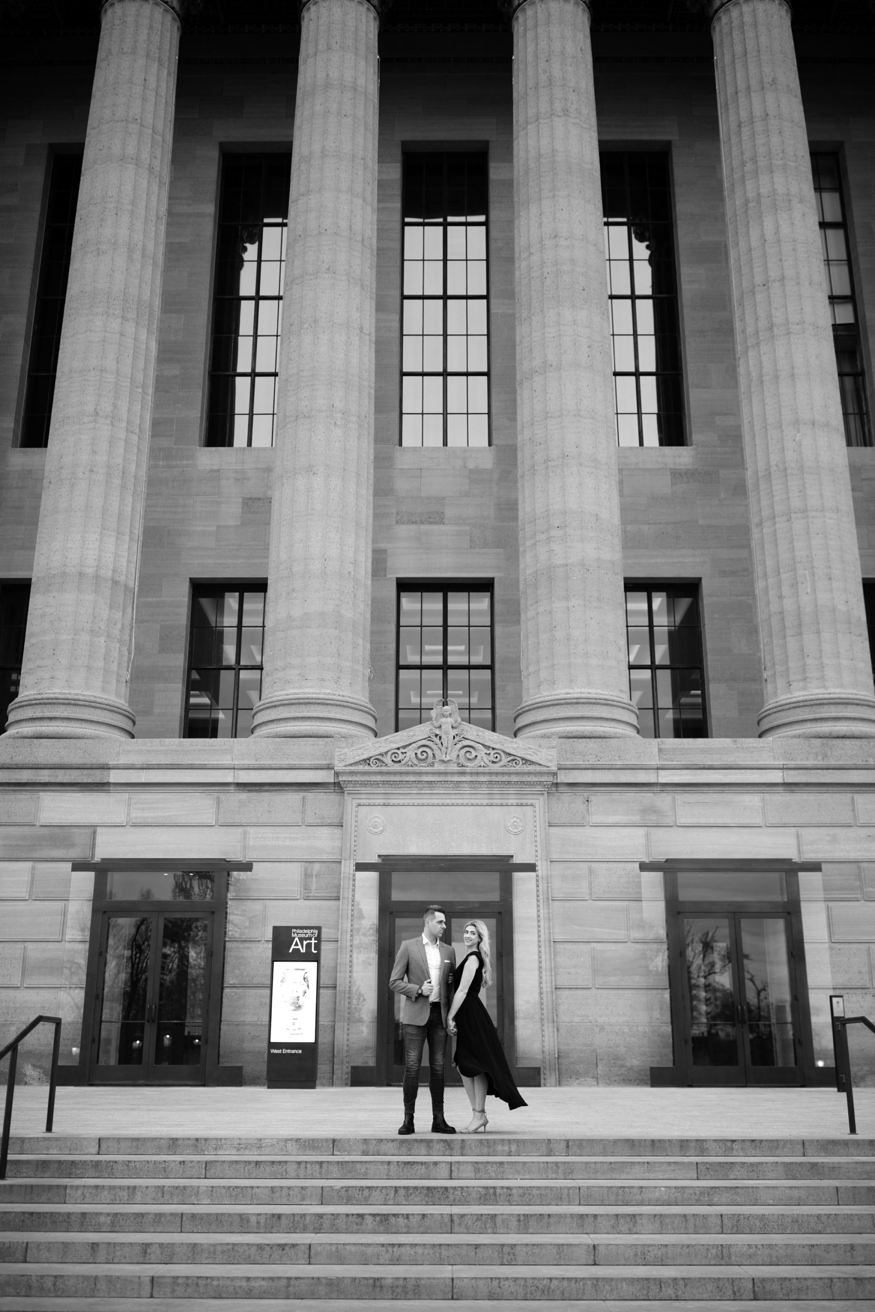 Philadelphia Art Museum Engagement Photos-Philadelphia Engagement and Wedding Photographer