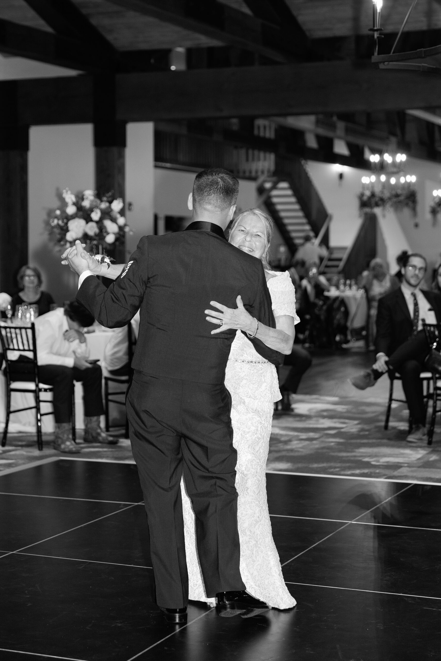 The Club at Blackthorne Wedding, Jeannette, Pa-Pittsburgh Wedding Photographer